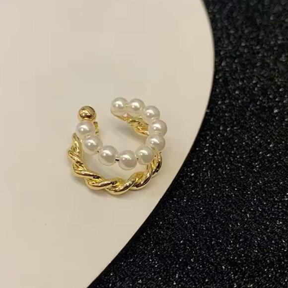 14K Gold Filled Pearl Cuff - Picture 3 of 4